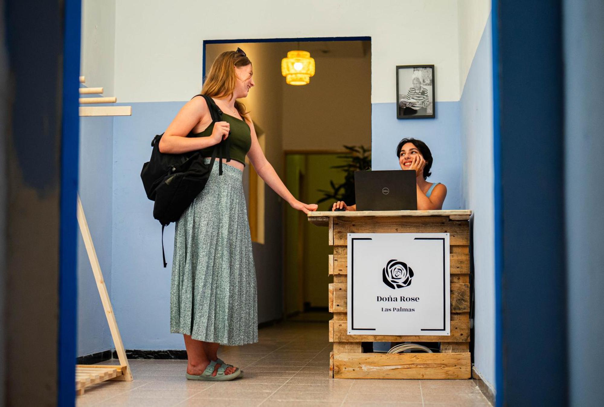 Dona Rose Surf Hostel Las Palmas de Gran Canaria Esterno foto